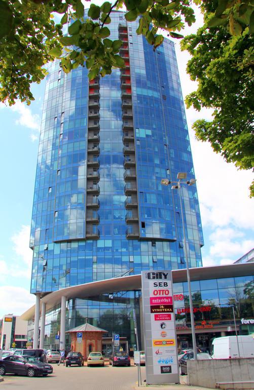 Helios 19 Luxury Vilnius Apartment Exterior foto